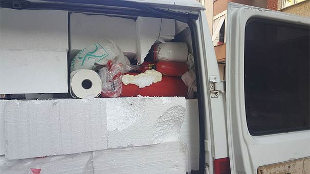 Bahçelievler'deki patlayıcı yüklü minibüsün fotoğrafları