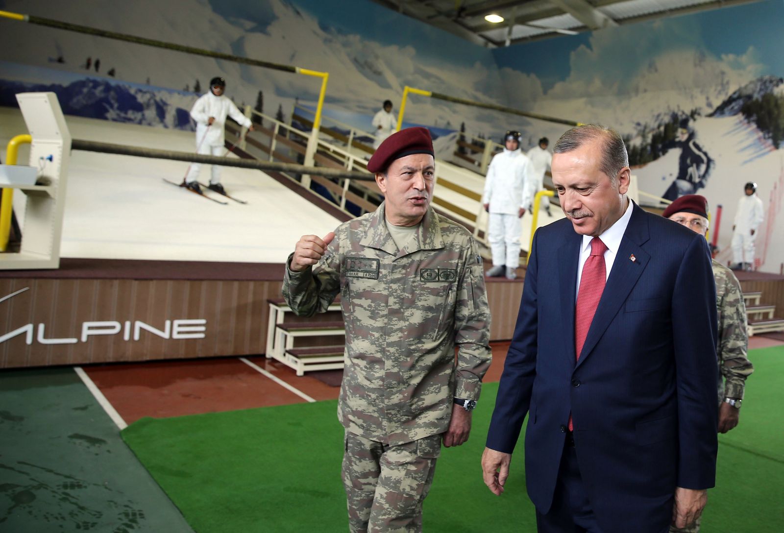 Erdoğan'dan Özel Kuvvetler'e sürpriz ziyaret