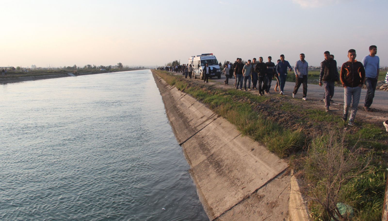 Adana'da yüzlerce kişi tarafından aranan çocuk ölü bulundu