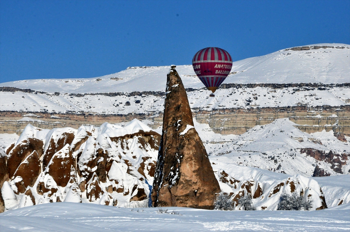 Kapadokya'dan muhteşem kar manzaraları