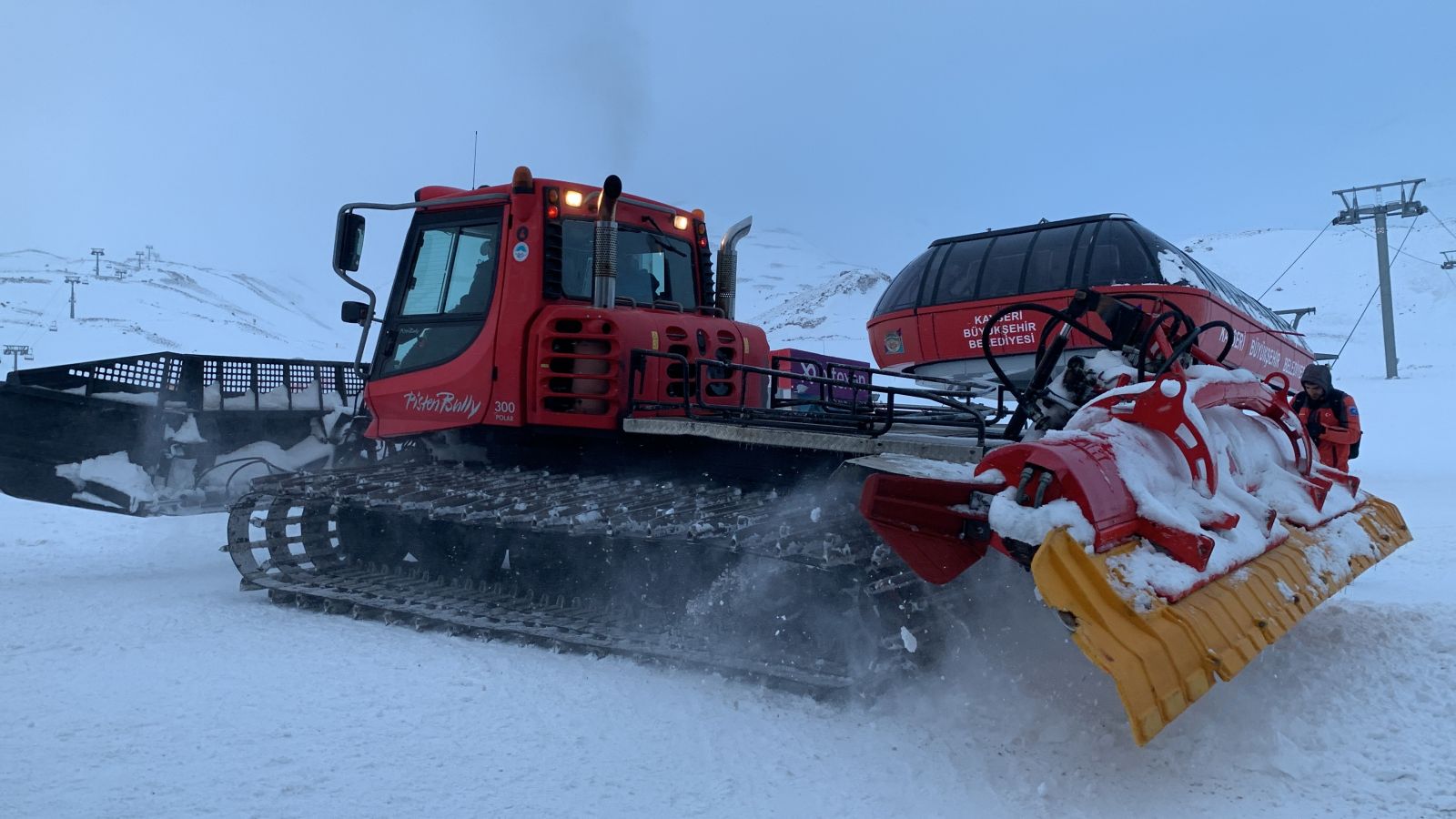 Erciyes'te çığ düştü, BM üyesi diplomat öldü