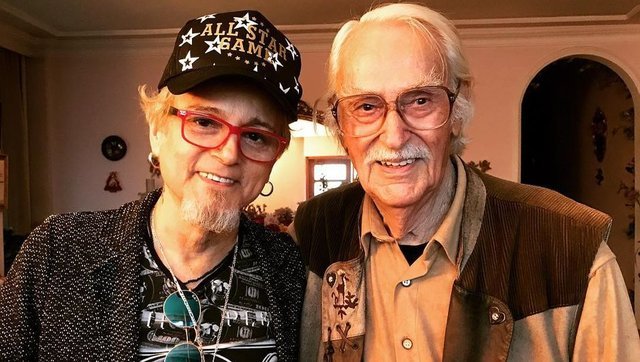 Usta oyuncu Eşref Kolçak Hayatını Kaybetti | Eşref Kolçak öldü mü? Eşref Kolçak kimdir? (Eşref Kolçak neden öldü?)