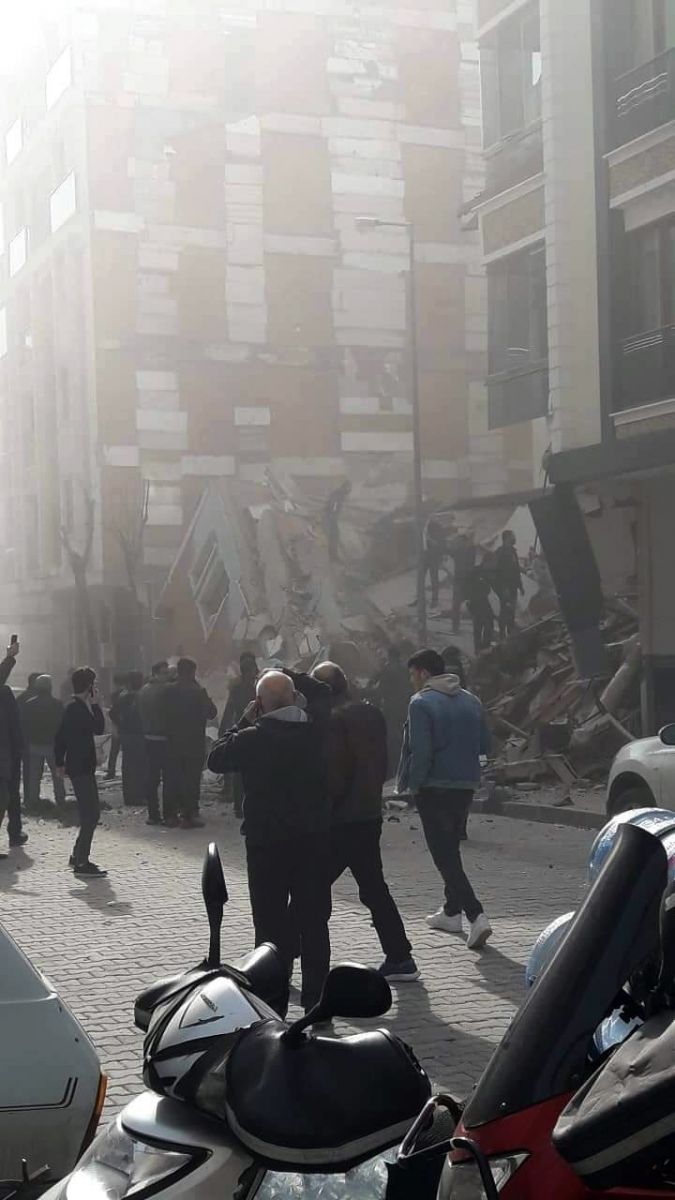 Bahçelievler'de 7 katlı bina çöktü