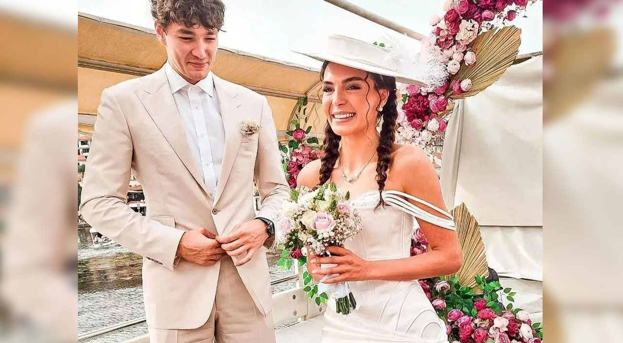 Ebru Şahin ile Cedi Osman evlendi! İşte nikahtan ilk görüntüler… Ebru Şahin ile Cedi Osman evlendi! İşte nikahtan ilk görüntüler…