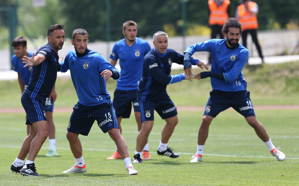 F.Bahçe Topuk Yaylası’nda topbaşı yaptı