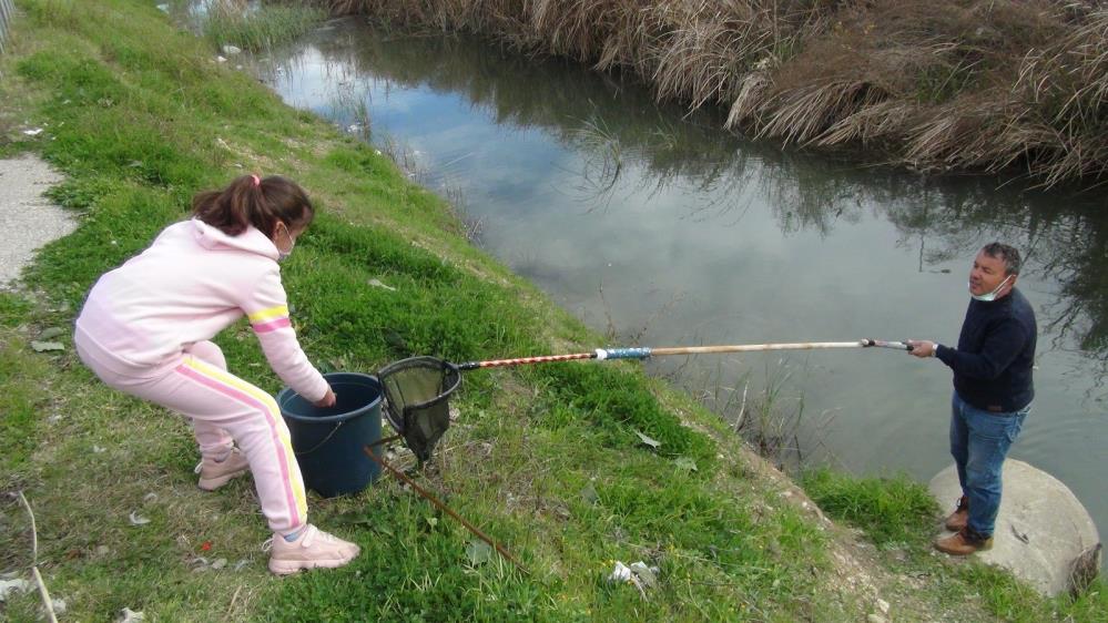 9 yaşındaki Ecrin'den insanlık dersi