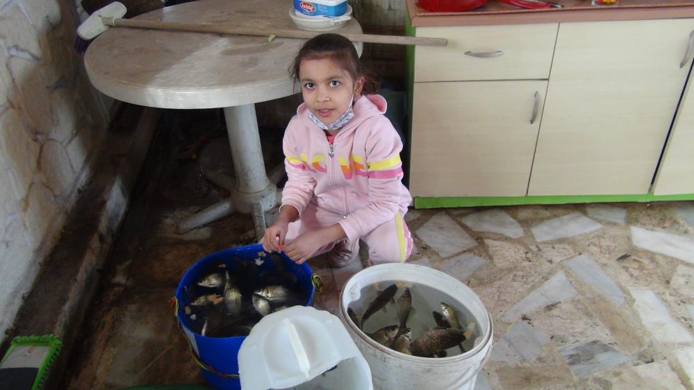 9 yaşındaki Ecrin'den insanlık dersi