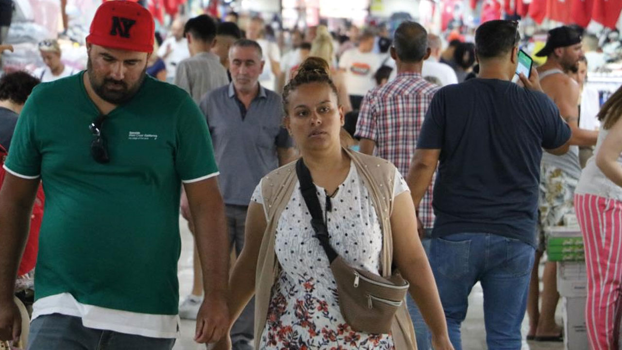 Bulgar müşteri akınına kayıtsız kalamadılar: Esnaf Edirne'ye göçüyor