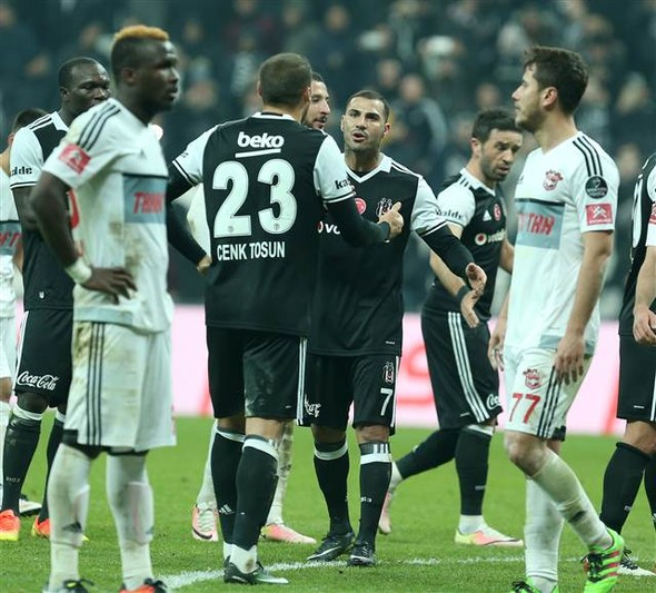 Beşiktaş-Gaziantepspor maçında penaltı gerilimi