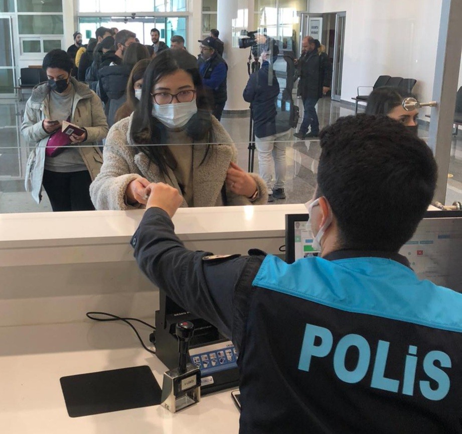 Ukrayna'dan gelen vatandaşlar anlattı: Büyük savaş var