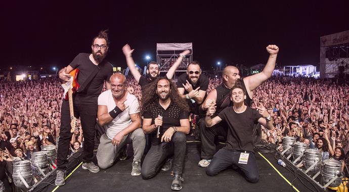 Zeytinli Rock Festivali 200 bin kişiyi ağırladı
