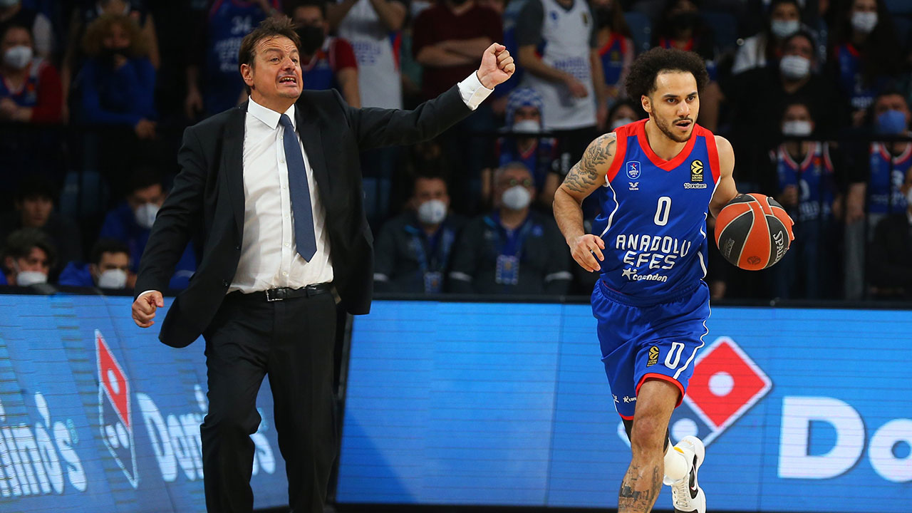 Anadolu Efes'ten hakem kararlarına tepki