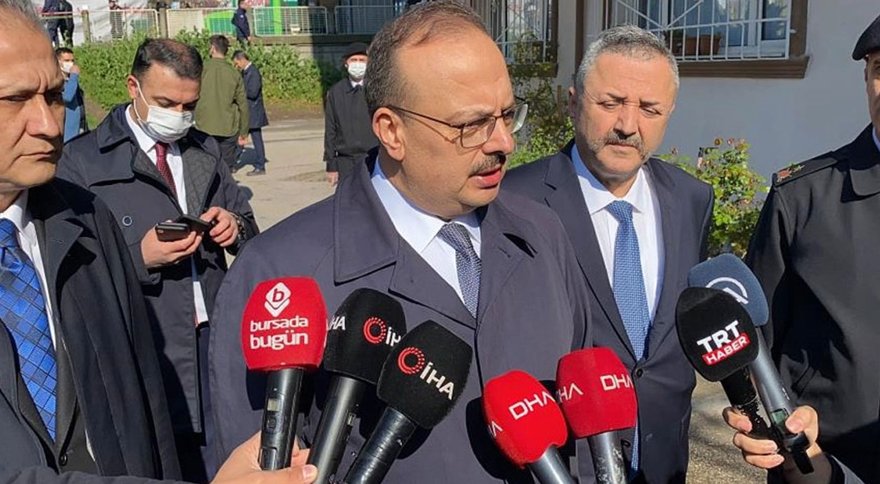 Bursa'da infaz koruma memurlarını taşıyan otobüste patlama Bursa'da infaz koruma memurlarını taşıyan otobüste patlama