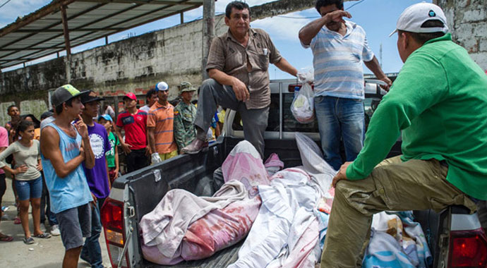 Ekvador'daki depremde ölü sayısı 413'e yükseldi