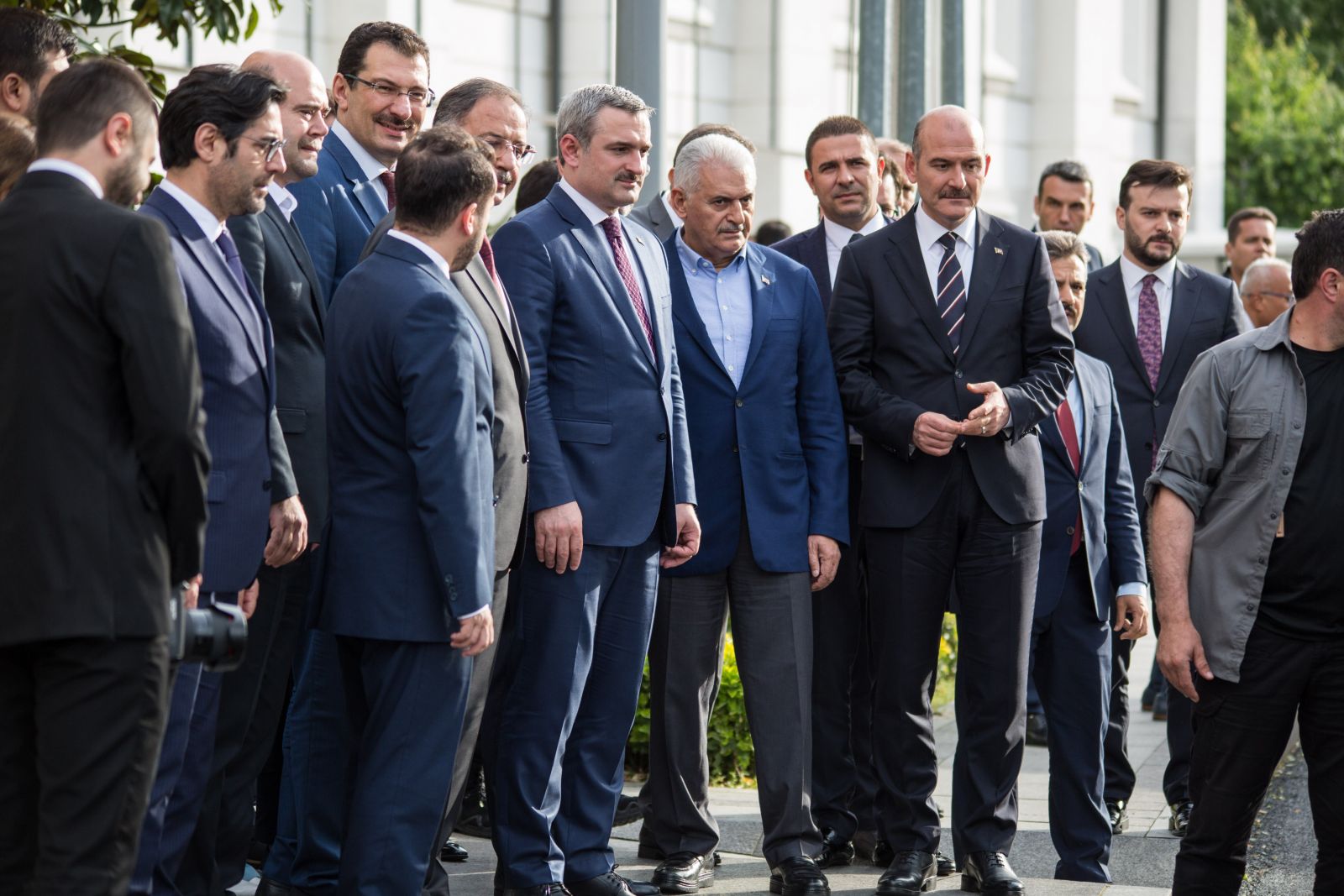 Cumhurbaşkanı Erdoğan, AK Parti İstanbul İl Başkanlığı'ndan ayrıldı Cumhurbaşkanı Erdoğan, AK Parti İstanbul İl Başkanlığı'ndan ayrıldı