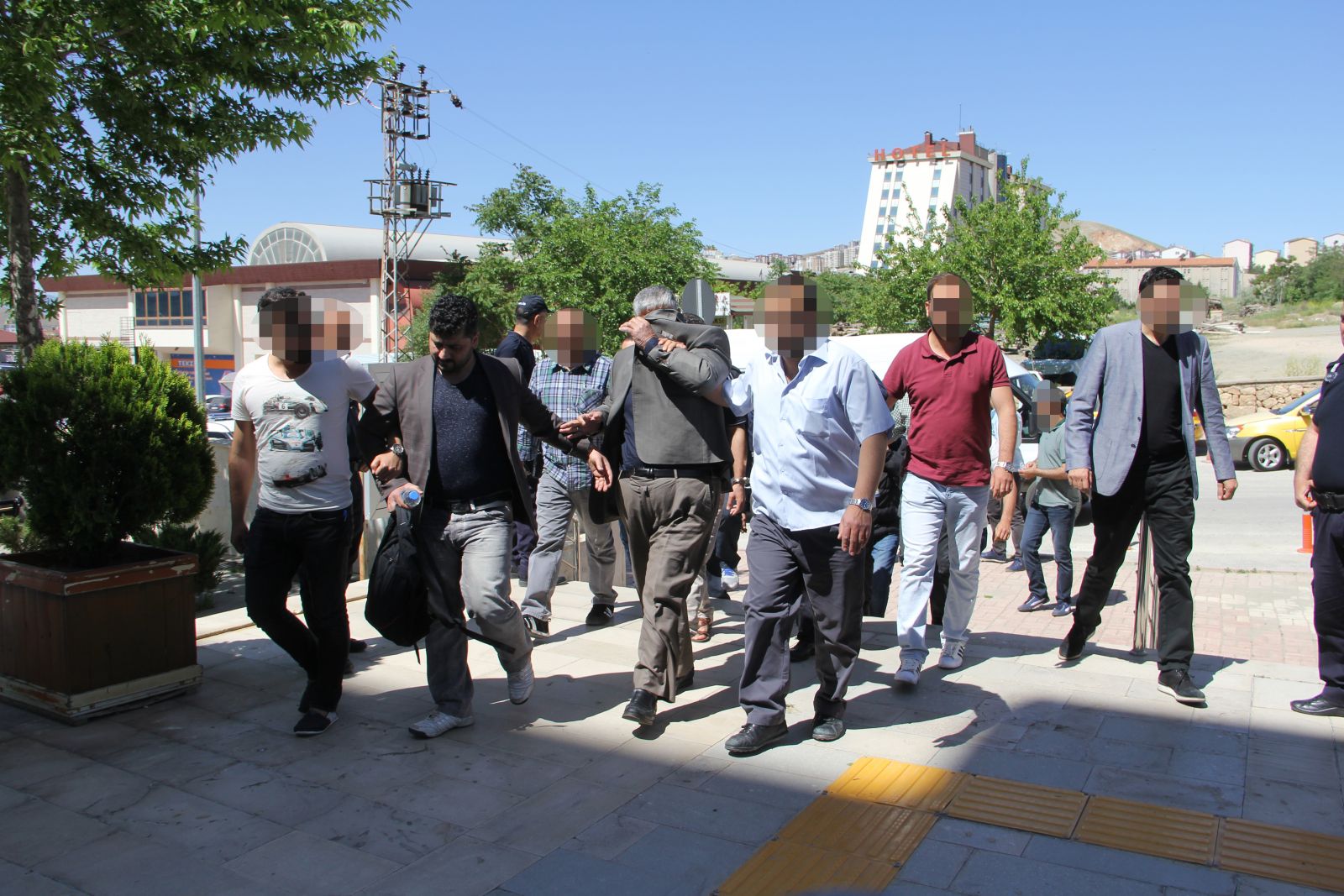 Elazığ'da ikinci DAEŞ operasyonu: 4 gözaltı