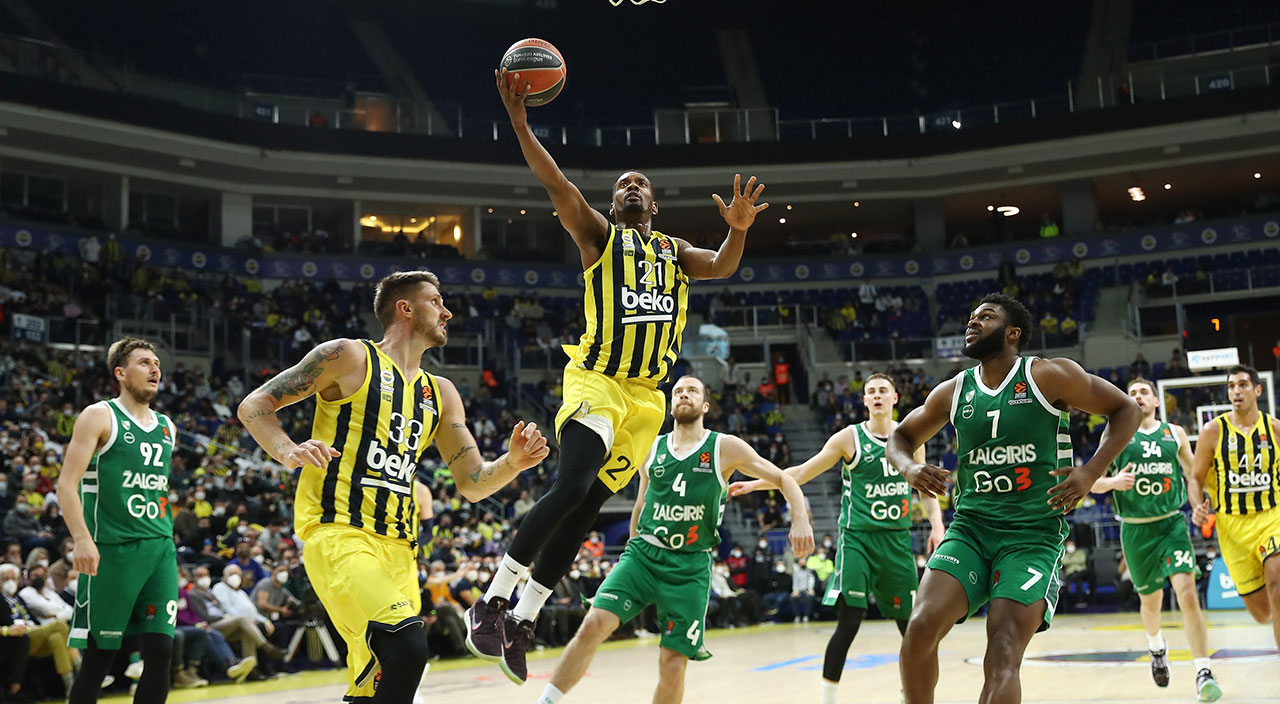 Euroleague'de Fenerbahçe Beko ve Anadolu Efes'ten kritik galibiyetler