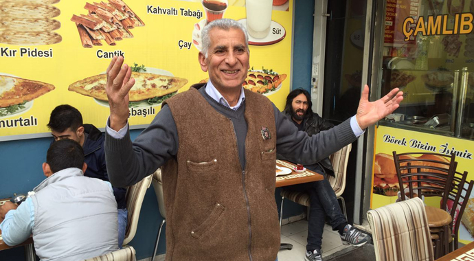 Sıkça kesilen elektrik, esnafı mağdur etti