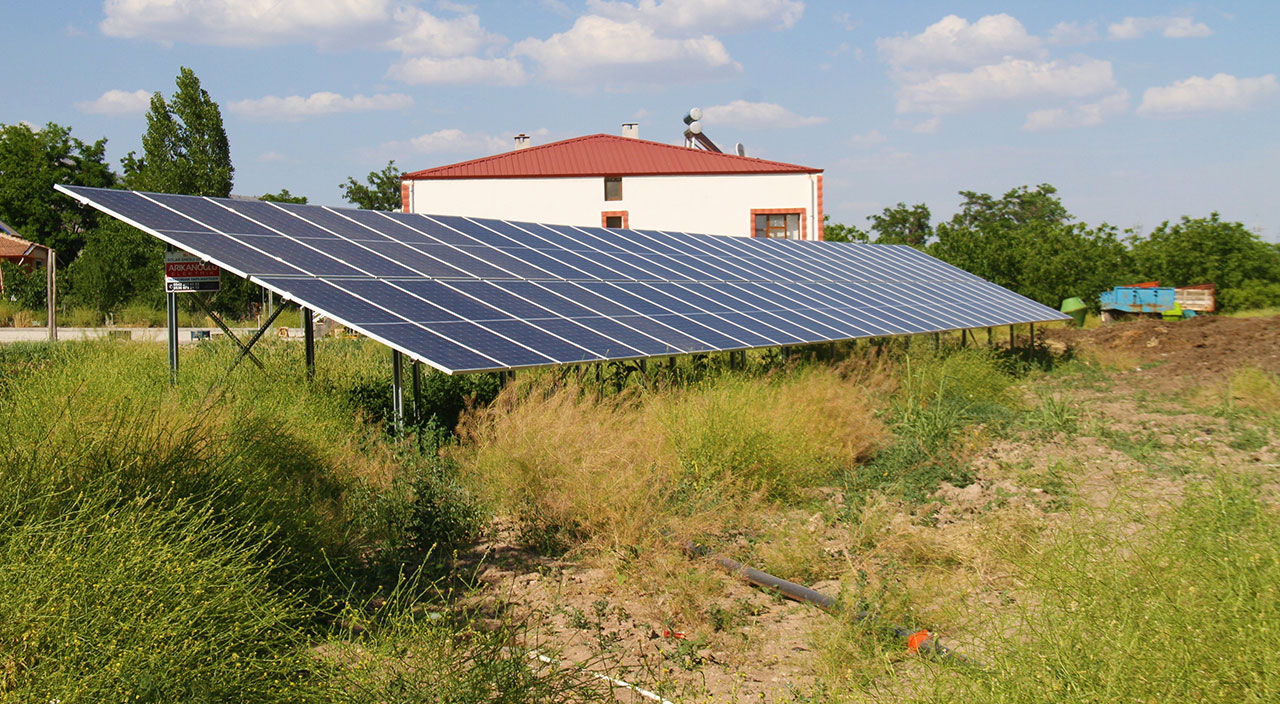 Elektrik üretiyor ama faydalanamıyor: Tasarruf etmek için kurdu, hepsi boşa gidiyor
