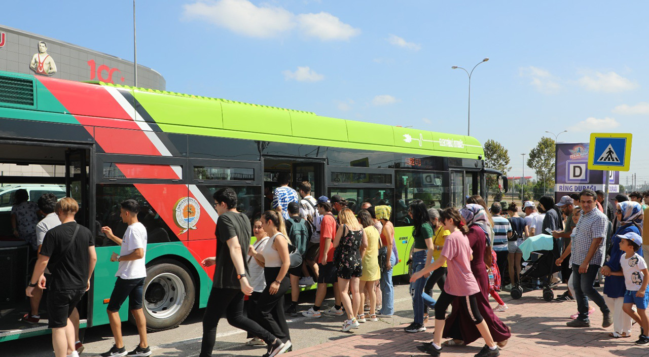 Türkiye’nin ilk ultra şarj özellikli elektrikli otobüsleri yolcu taşımaya başladı Türkiye’nin ilk ultra şarj özellikli elektrikli otobüsleri yolcu taşımaya başladı