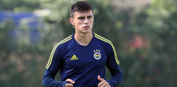 Fenerbahçe'de RvP'nin lisansı iptal edildi!