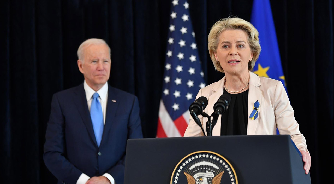 AB, Rus gazına bağımlılığı azaltmak için ABD ile anlaştı AB, Rus gazına bağımlılığı azaltmak için ABD ile anlaştı