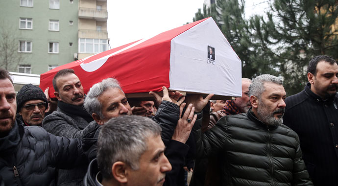 Yalçın Menteş son yolculuğuna uğurlandı