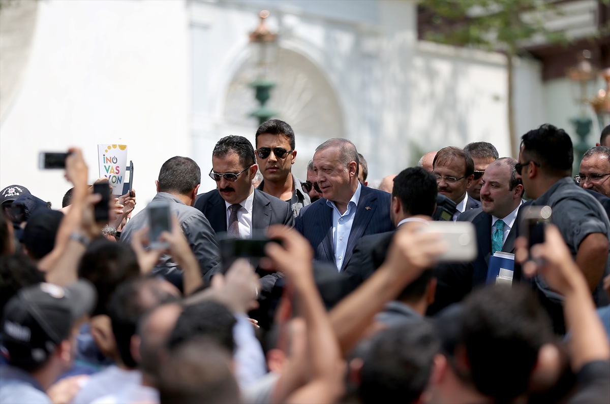 Cumhurbaşkanı Erdoğan’a yoğun ilgi