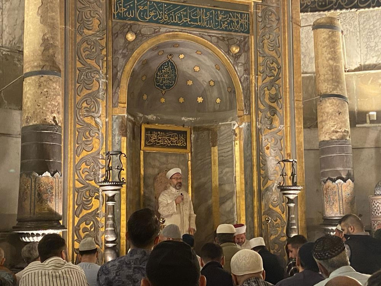 Gençler fethin yıl dönümünde Ayasofya Camii'nde buluştu