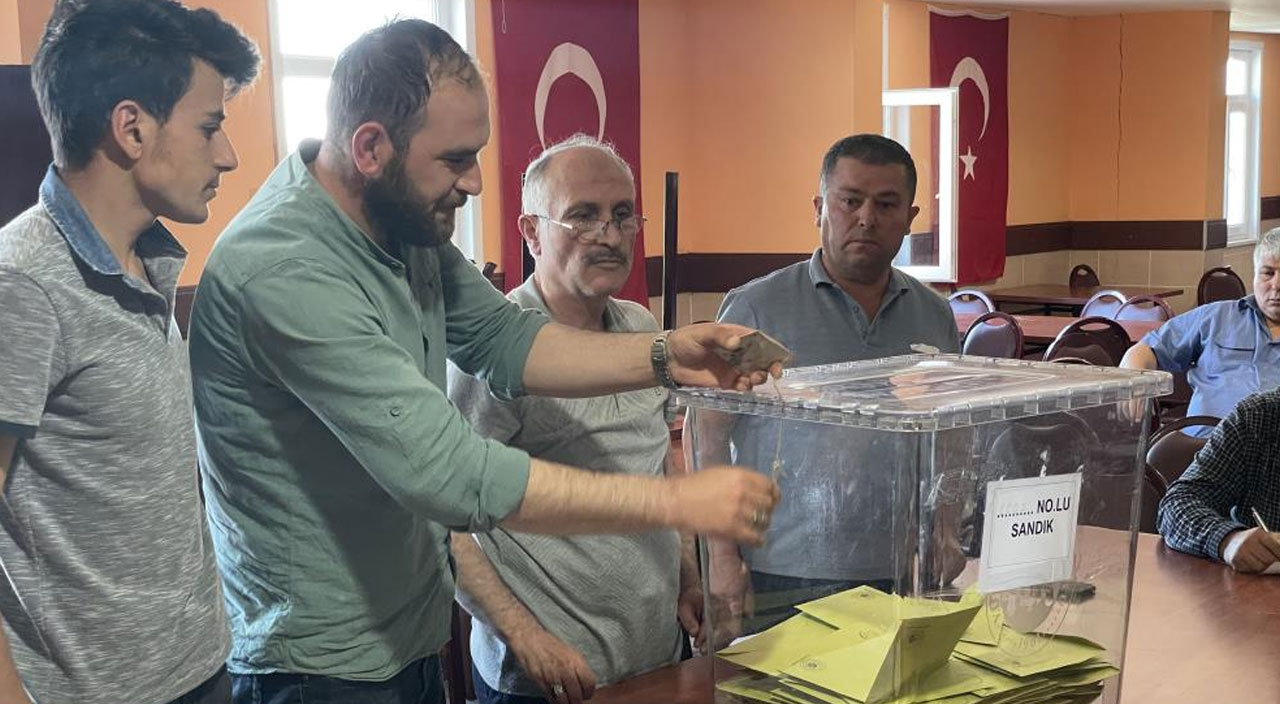 8 yıl sonra yeniden belde olan Dodurga’da sandıktan AK Parti çıktı: Erdoğan’dan tebrik mesajı geldi