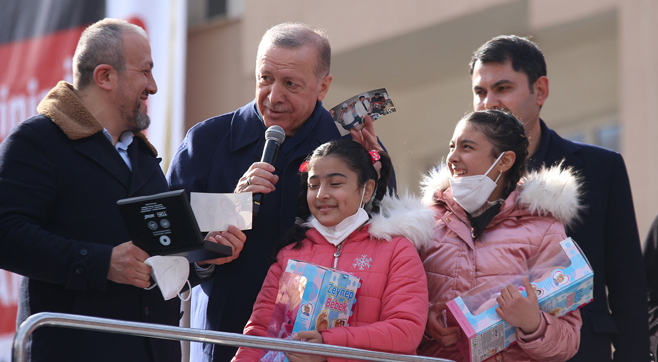 Cumhurbaşkanı Erdoğan’ı duygulandıran sürpriz: 21 yıl önce, nereden nereye