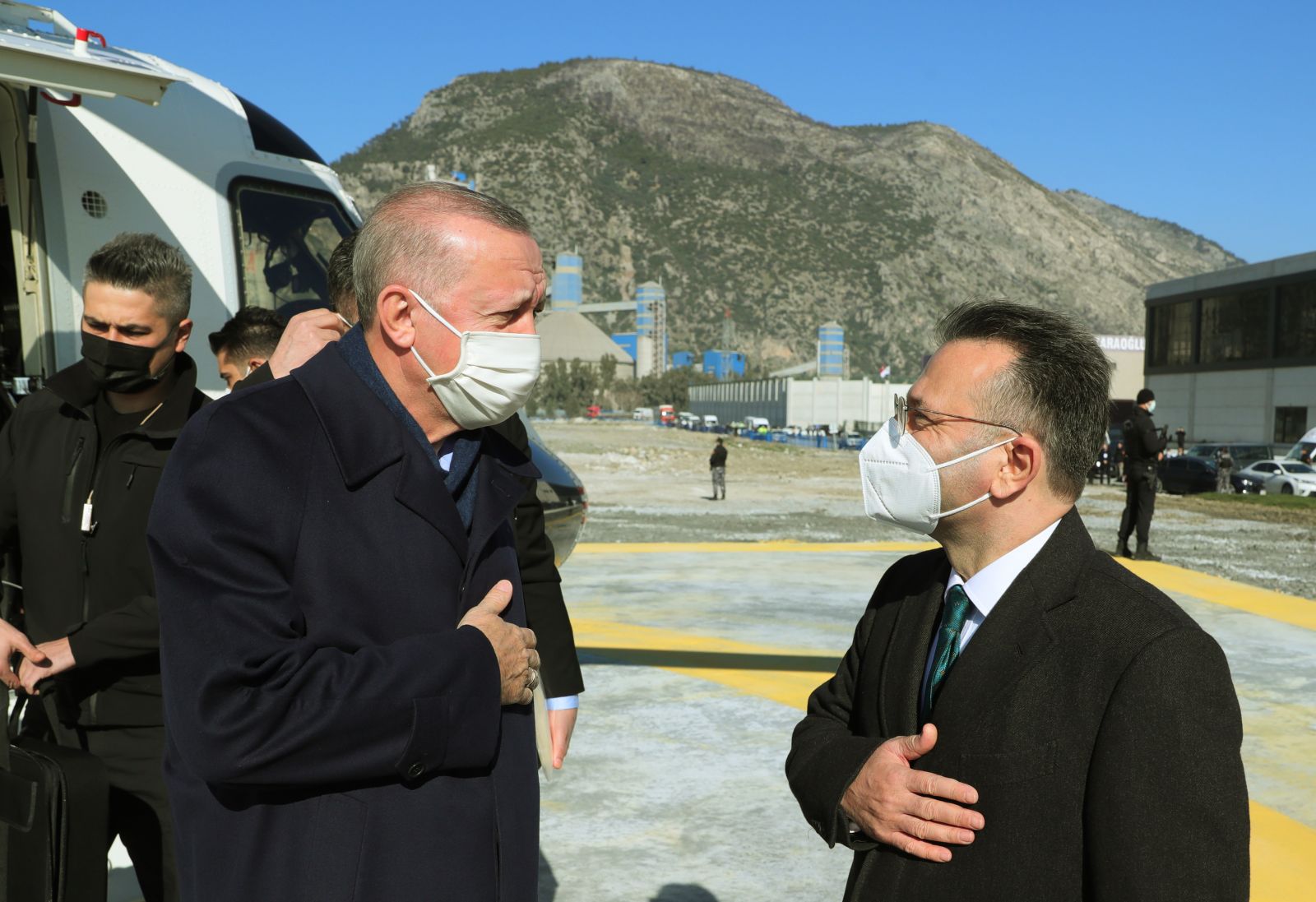 Cumhurbaşkanı Erdoğan: Türk ekonomisine güvenen herkese sahip çıkıyoruz