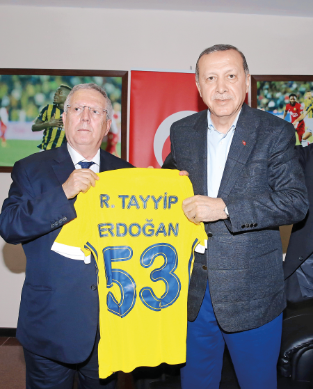 Fenerbahçe'de taraftar geri döndü