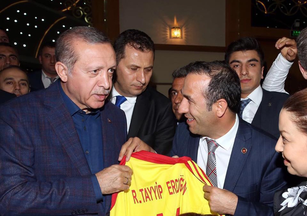 Cumhurbaşkanı’na Alima Yeni Malatyaspor forması