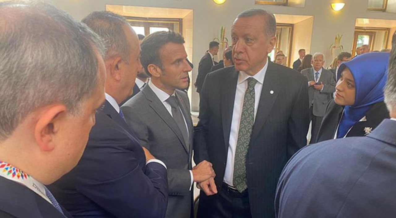 Erdoğan'ın teklifi zirveye damga vurdu: Macron seni de alalım buraya Erdoğan'ın teklifi zirveye damga vurdu: Macron seni de alalım buraya
