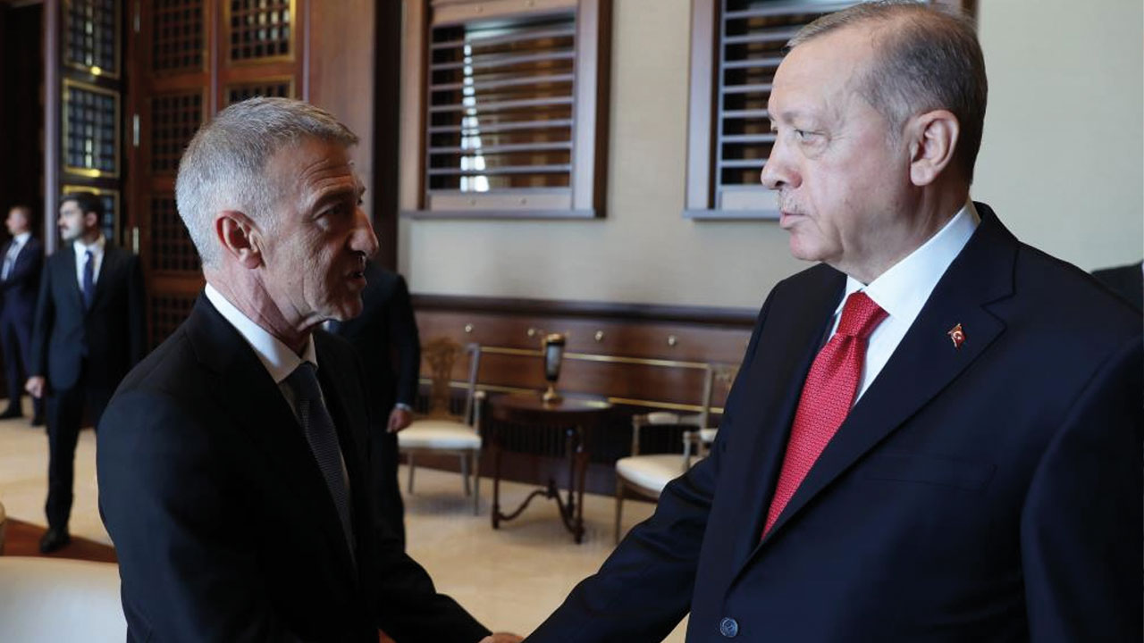 Cumhurbaşkanı Erdoğan, Trabzonspor heyetini kabul etti Cumhurbaşkanı Erdoğan, Trabzonspor heyetini kabul etti