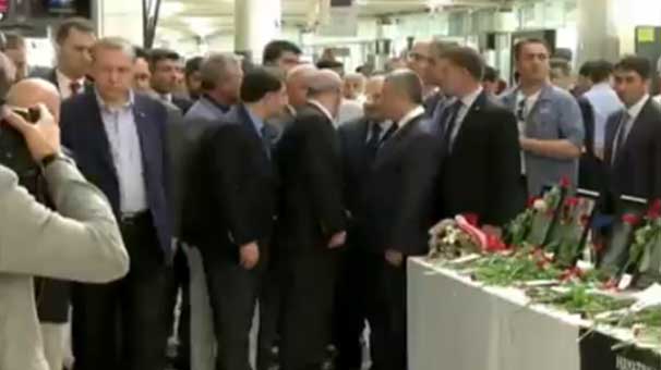 Erdoğan, Atatürk Havalimanı'nda incelemelerde bulundu