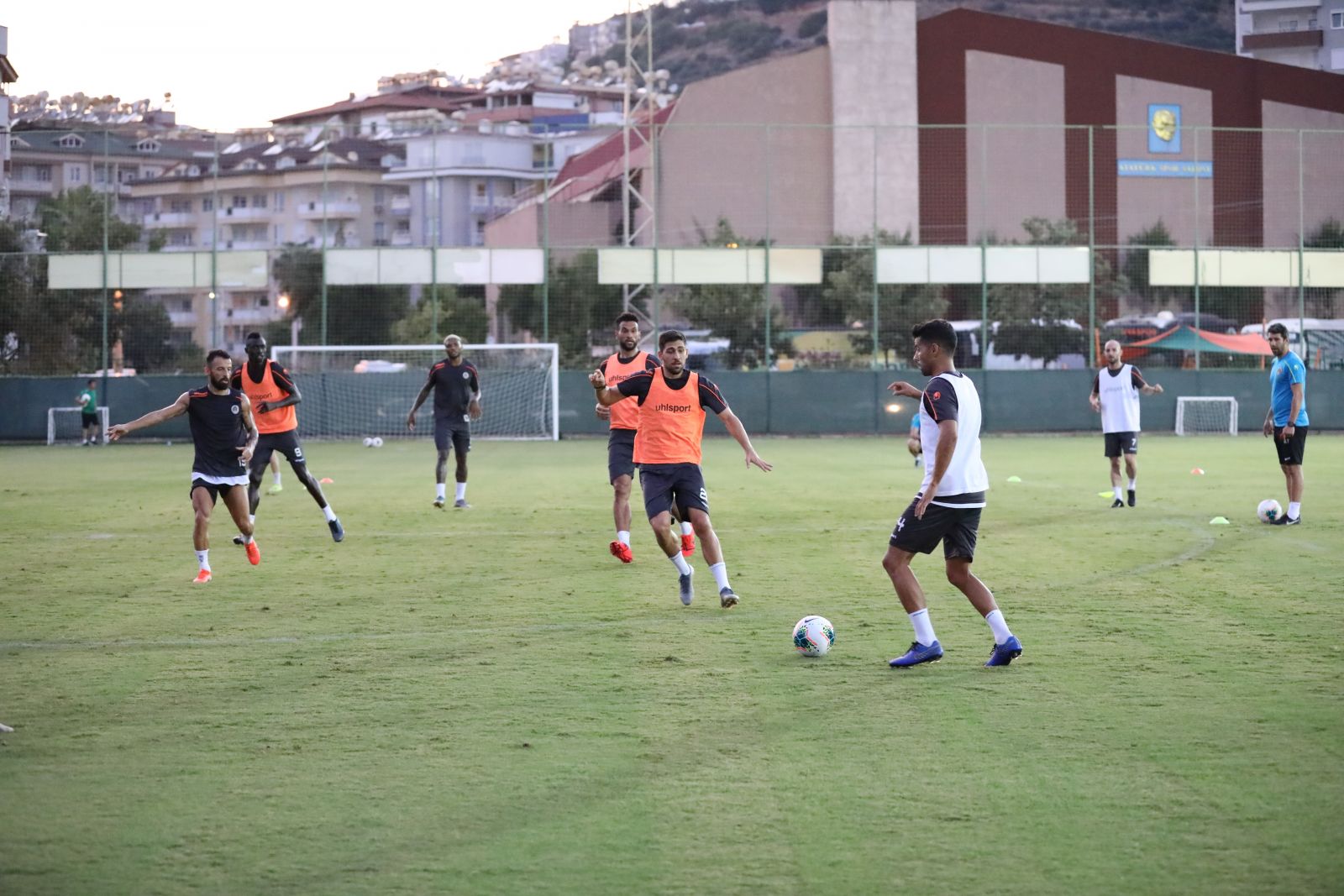 Erol Bulut: 'İnşallah Kasımpaşa maçında rahat galibiyet alırız'