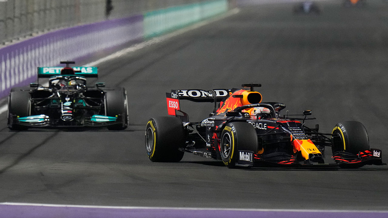 Verstappen ve Djokovic 'Dünyada yılın spor yıldızı' adayları arasında Verstappen ve Djokovic 'Dünyada yılın spor yıldızı' adayları arasında