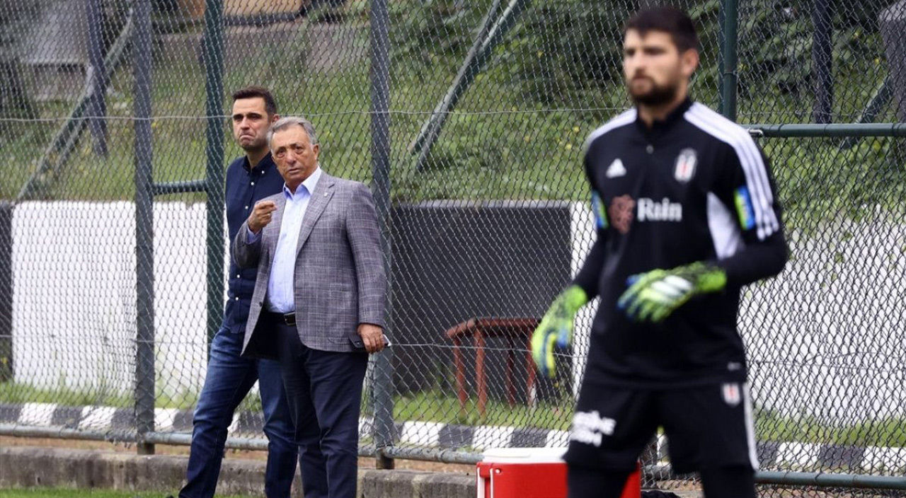 Beşiktaş - Fenerbahçe derbisinde Beşiktaş'ın kalesini Ersin Destanoğlu koruyacak