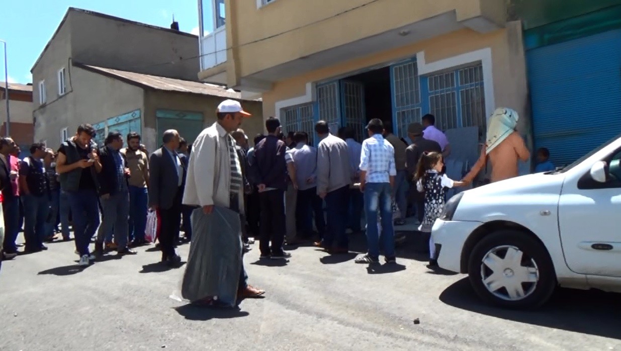 Erzurum'da meydan muharebesi gibi kavga