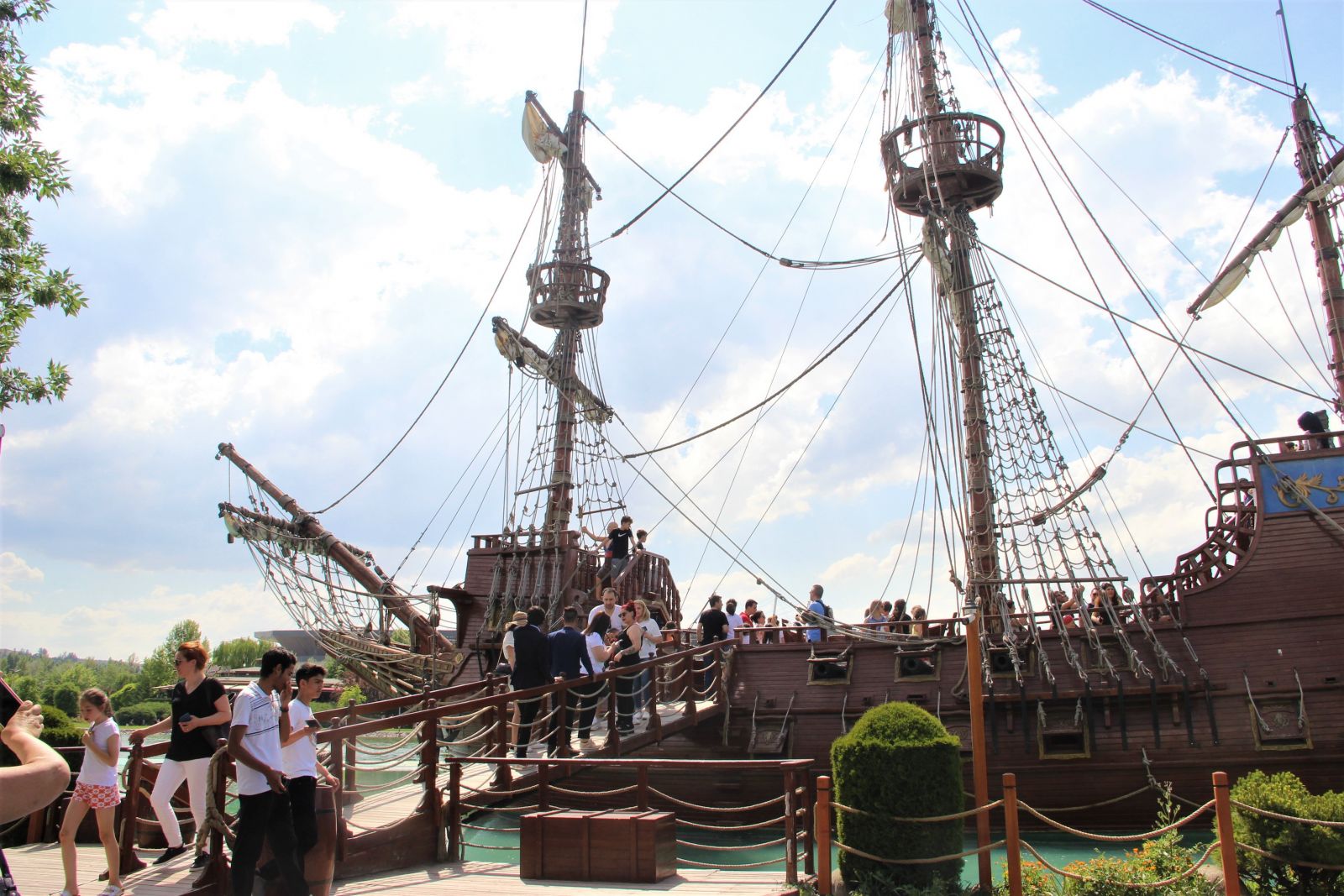 Bayram tatilinde Bodrum'u, Çeşme'yi bırakıp Eskişehir'e geldiler