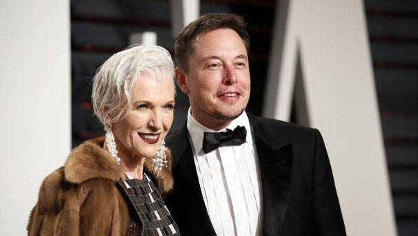 Elon Musk'ın annesi Maye Musk: Çocuklarımı yokluk içinde büyüttüm