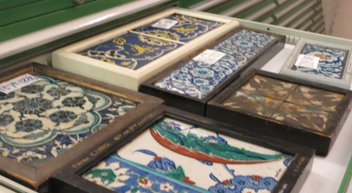 İngiltere'de müzede bindiği yanlış asansör tarihi aydınlattı