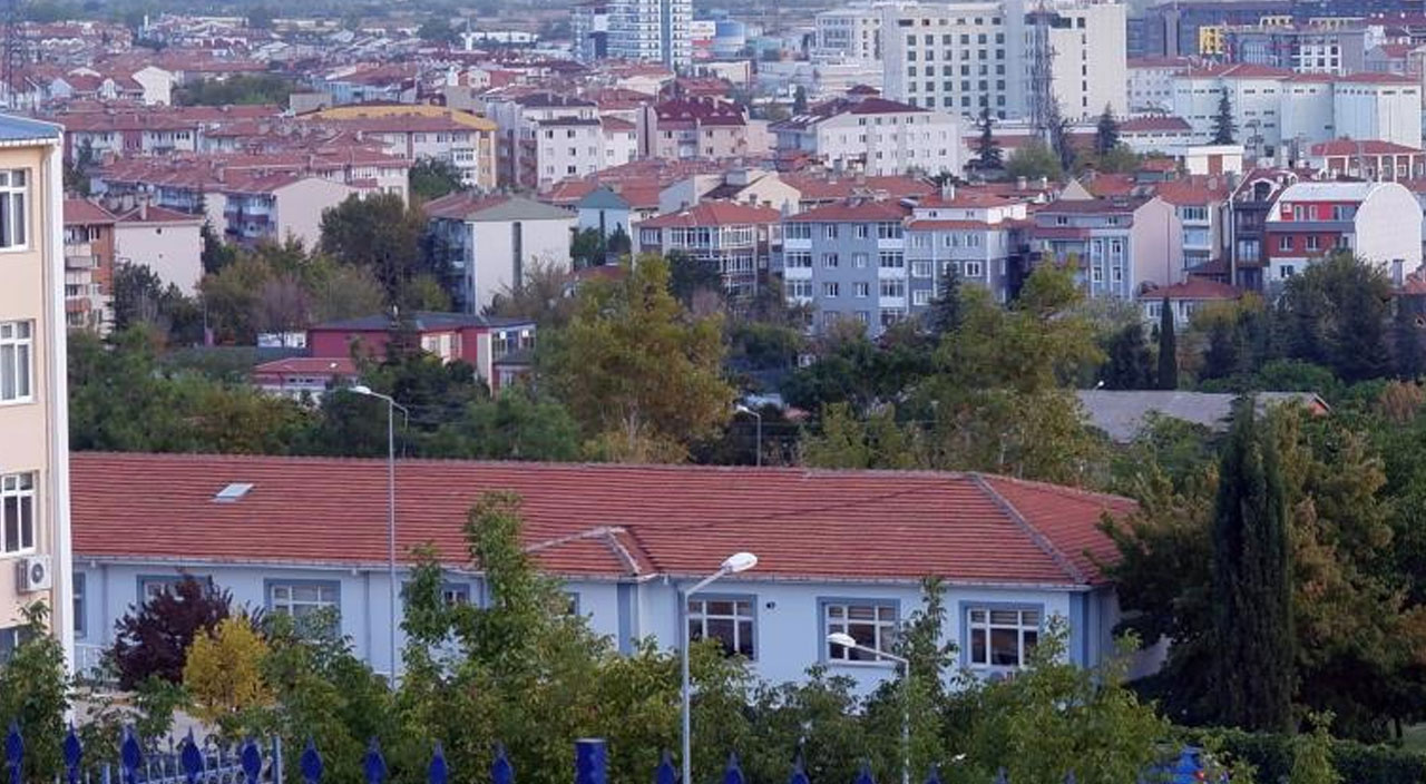 Ev sahibi kiracısının elektrik ve suyunu kesti, mahkemeden şok edici karar! Ev sahibi kiracısının elektrik ve suyunu kesti, mahkemeden şok edici karar! - 2. Resim