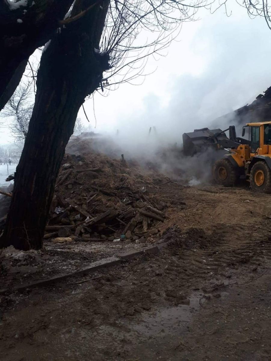 Isparta'daki ev yangınında 3 kardeş can verdi!