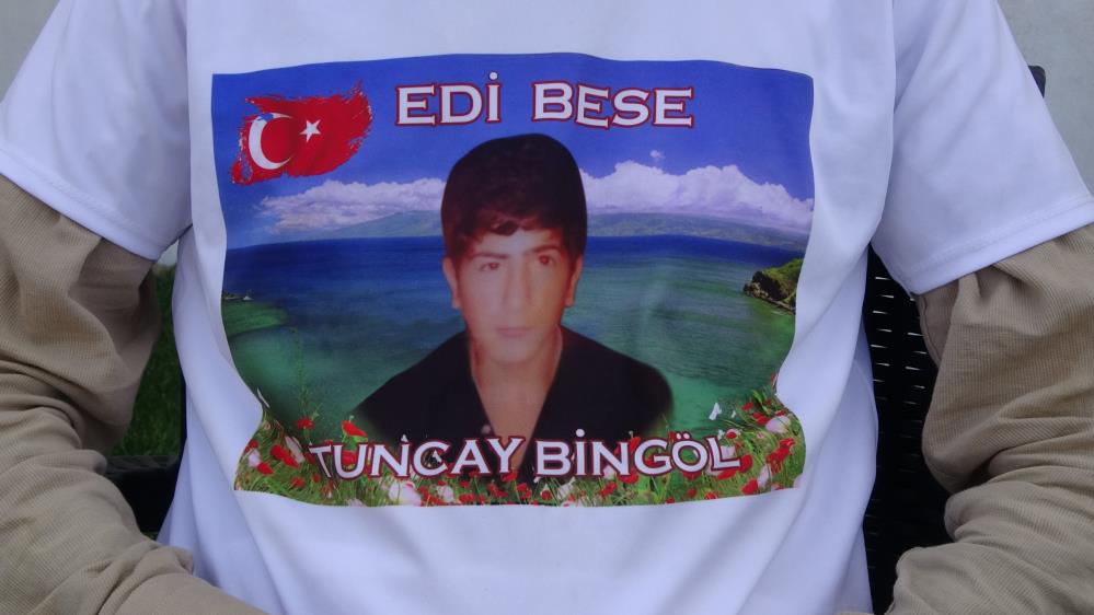 Evlat nöbeti bayramda da sürüyor