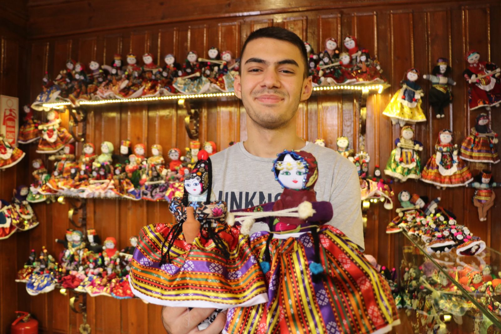 Tamamen doğal ve sağlıklı... 'Barbie' bebeklerin yerini 'Ezo Gelin' bebekler alıyor