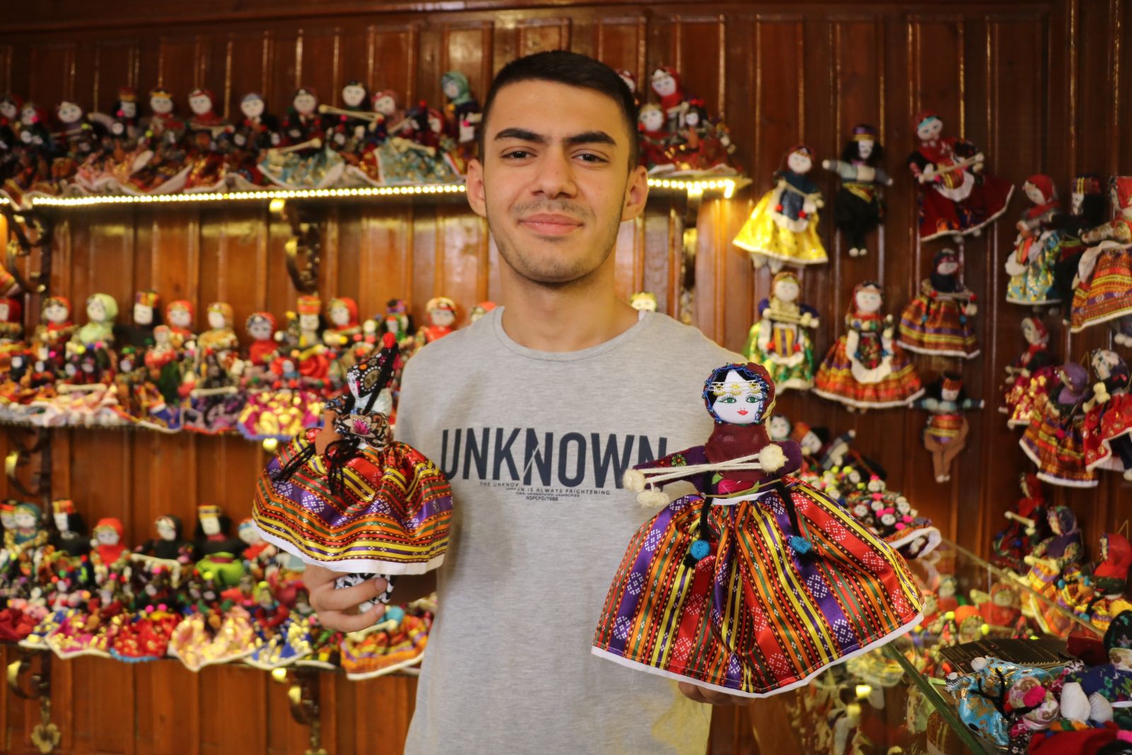 Tamamen doğal ve sağlıklı... 'Barbie' bebeklerin yerini 'Ezo Gelin' bebekler alıyor