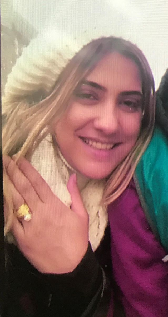 Gece eşini öldürdü, sabah gelip gazetecilere cinayeti anlattı